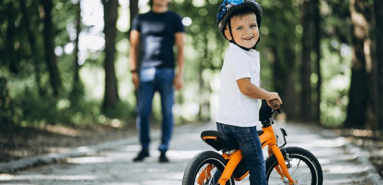 طالب ماجستير يحوّل تعليم ركوب الدراجات إلى مشروع مربح