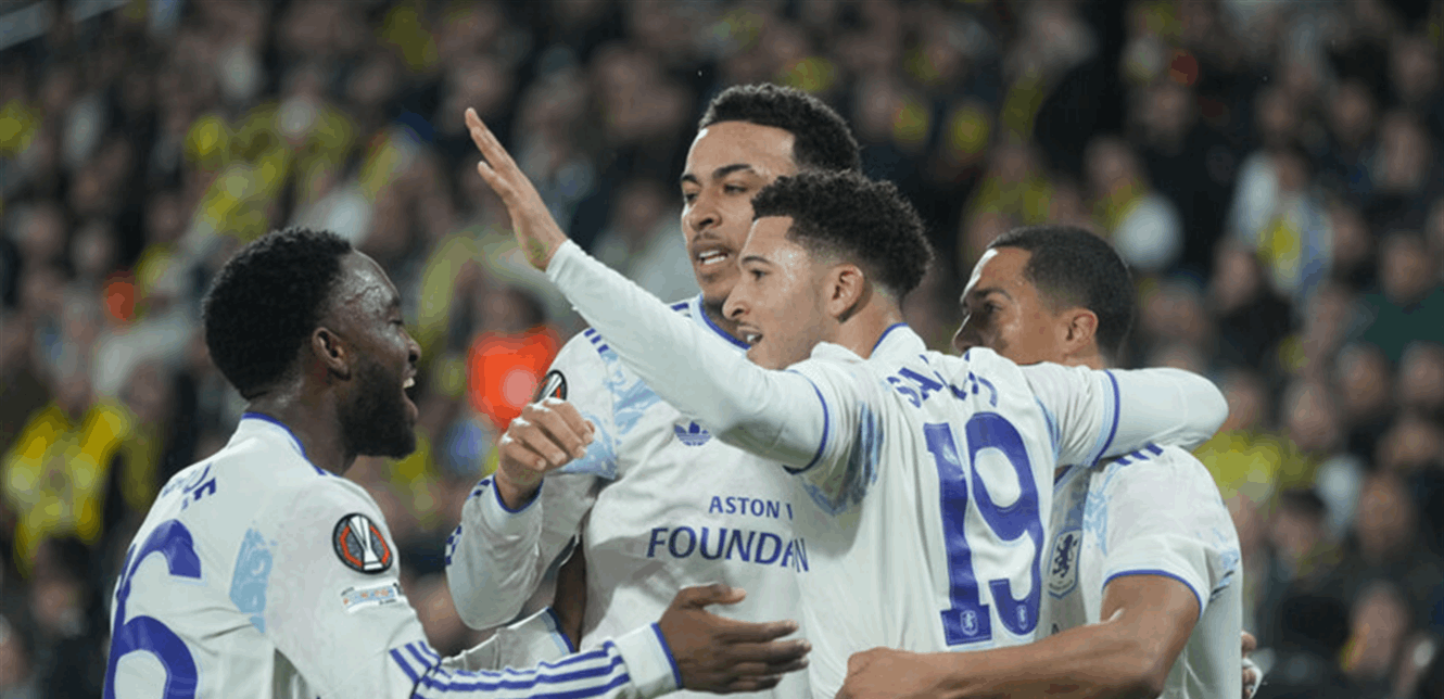 ليون وأستون فيلا في القمة.. صدارة مشتركة قبل الجولة الأخيرة