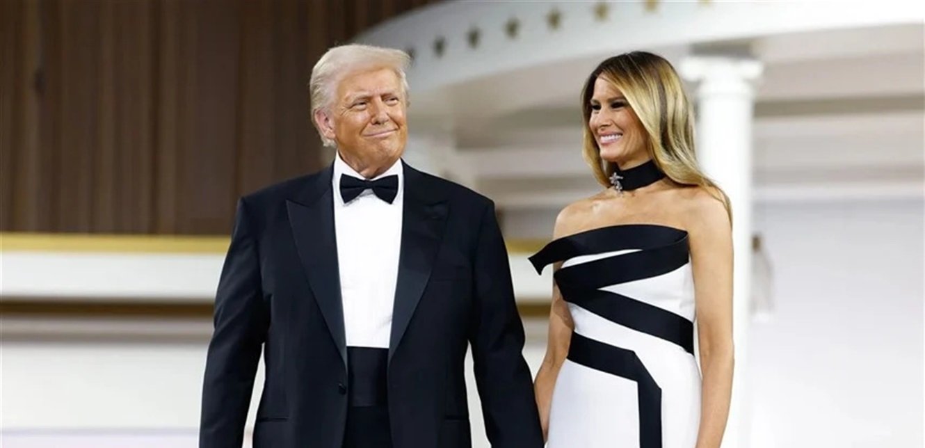بصورة رومانسية.. البيت الابيض يحتفل بذكرى زواج الرئيس فما هي قصة ترامب وميلانيا؟