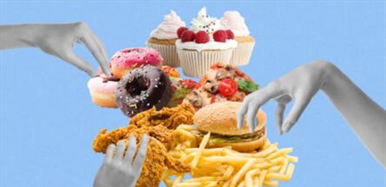 أطعمة ومشروبات قد تُفاقم القلق والاكتئاب