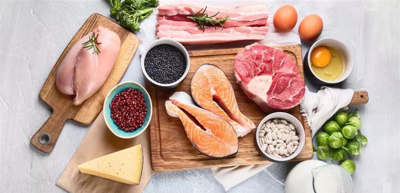 البروتين مهم.. لكن زيادته قد تضر بصحتك