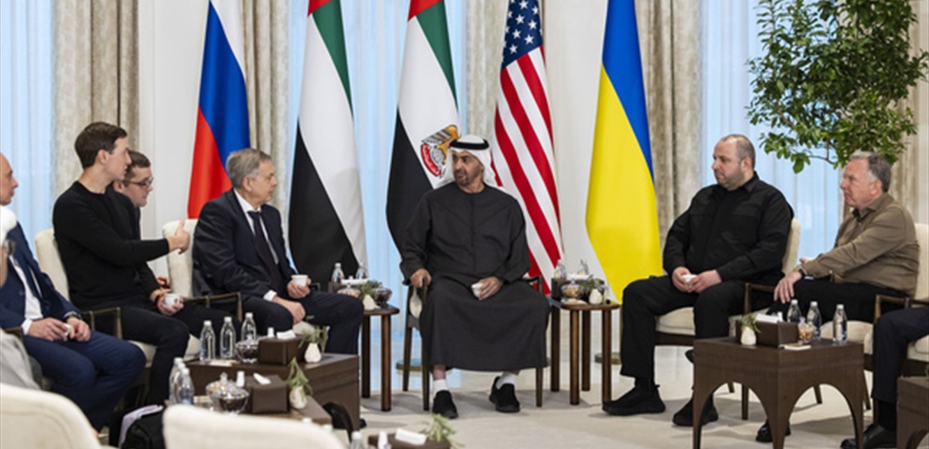 في أول تعليق له...محمد بن زايد يدعم محادثات إنهاء الحرب الأوكرانية