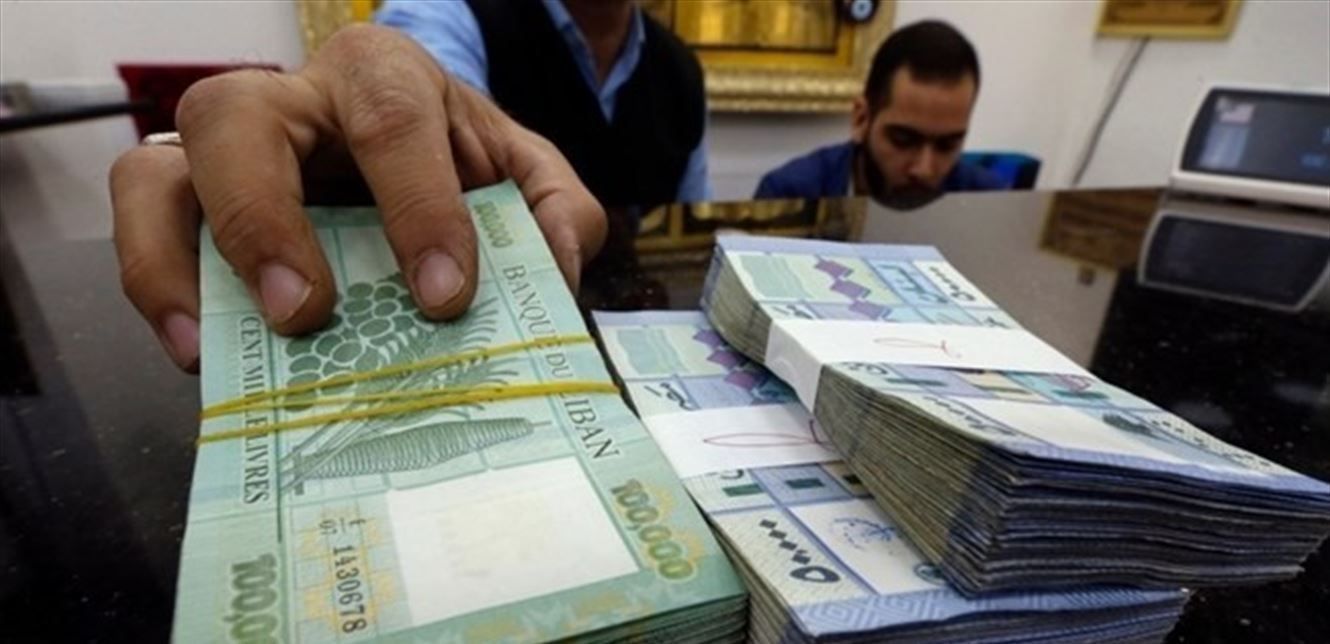 الدولار يواصل ارتفاعه ويسجل رقماً قياسيا جديدا أمام الليرة