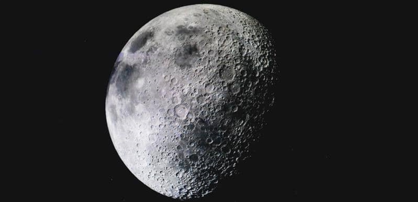 ماذا لو اقترب القمر من الأرض سيناريوهات مرعبة