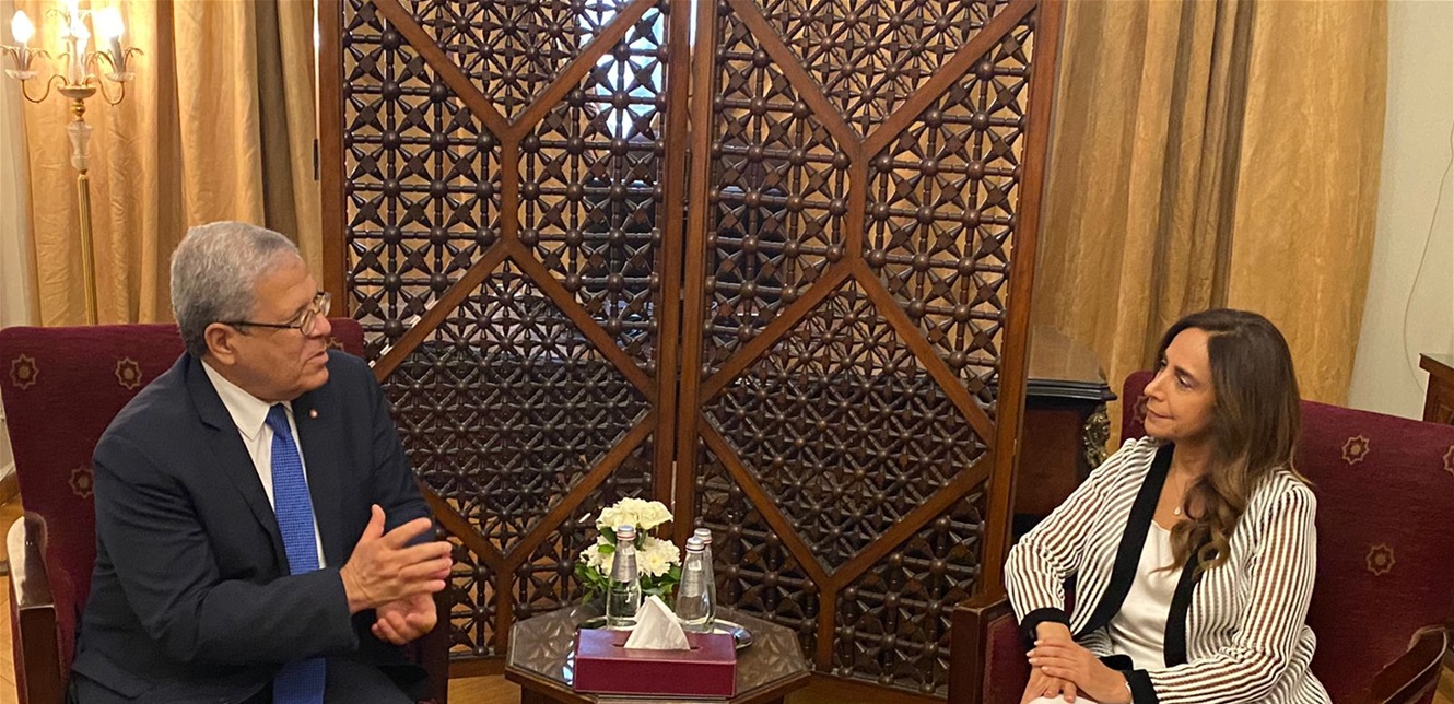 عكر: نتمنى تشكيل وفد عربي لزيارة لبنان للوقوف بشكل موضوعي على الأوضاع فيه عكر: نتمنى تشكيل وفد عربي لزيارة لبنان للوقوف بشكل موضوعي على الأوضاع فيه