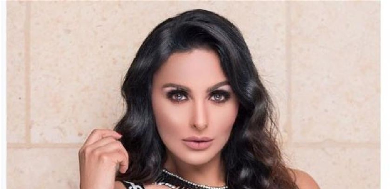ميس حمدان مصممة أزياء ومطربة رومانسية - Vimarsana News