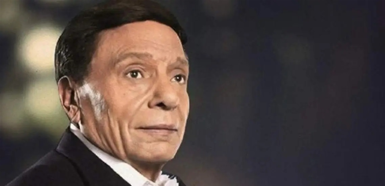 صورة لعادل إمام تُشعل مواقع التواصل… ظهر بـ”الشورت” من منزله! – بوابة مشاهير