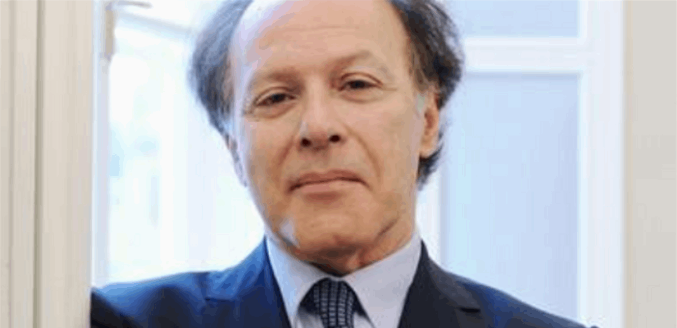 وفاة الروائي الإسباني الشهير خافيير مارياس – بوابة مشاهير