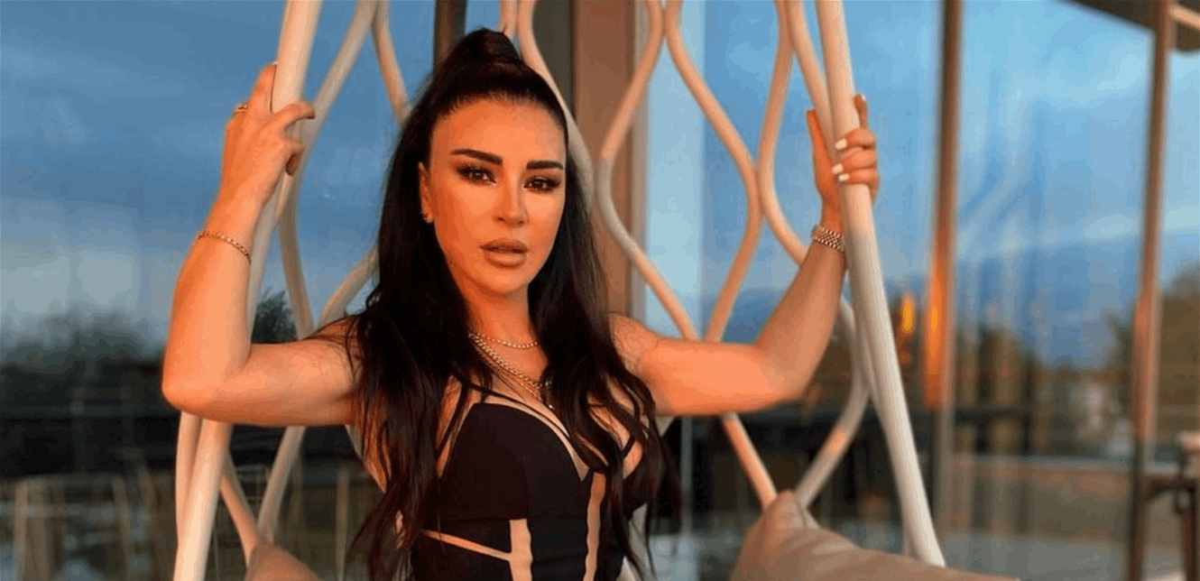 ظهرت بفستان ضيق قصير.. معجبون يفاجئون ماغي بو غصن بعيدها وفخامة منزلها حديث الجمهور (فيديو) – بوابة مشاهير