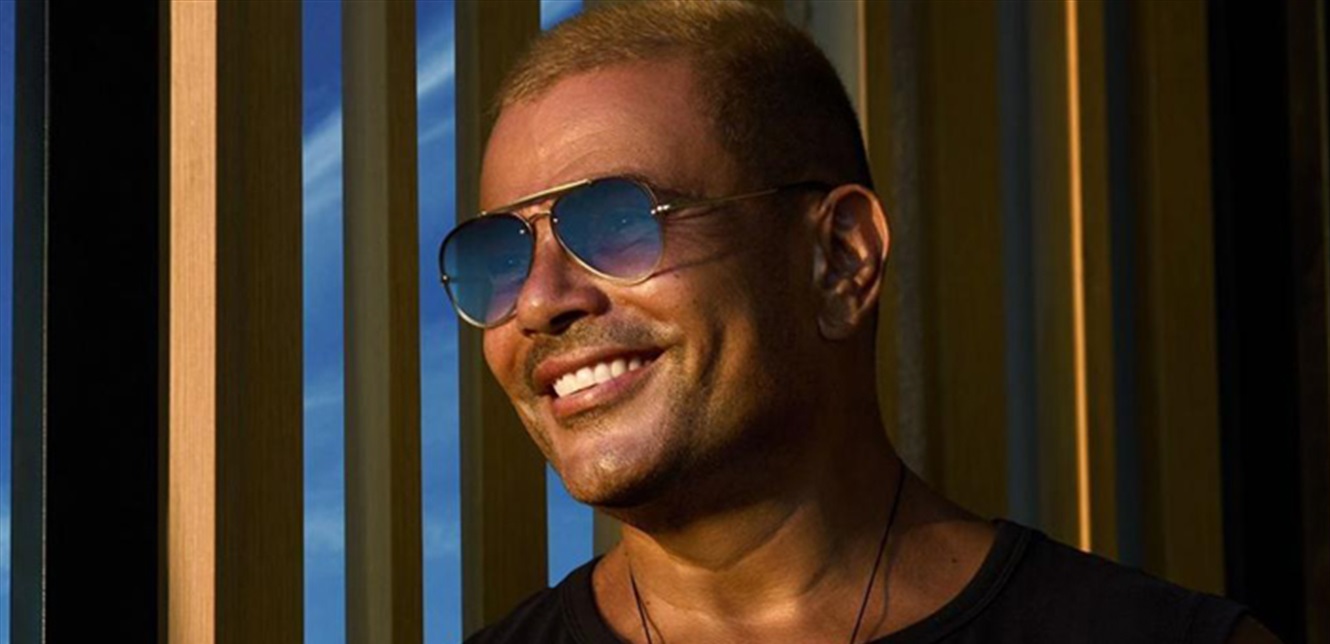 عمرو دياب بعلاقة حب مع مصورته الخاصة؟.. شاهدوا جمالها (صور) – بوابة مشاهير