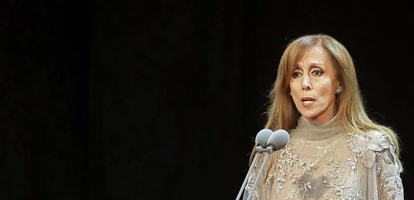 ضلي اضحكيلو يا صبية.. فيديو نادر لفيروز الضاحكة يدهش الجمهور – بوابة مشاهير