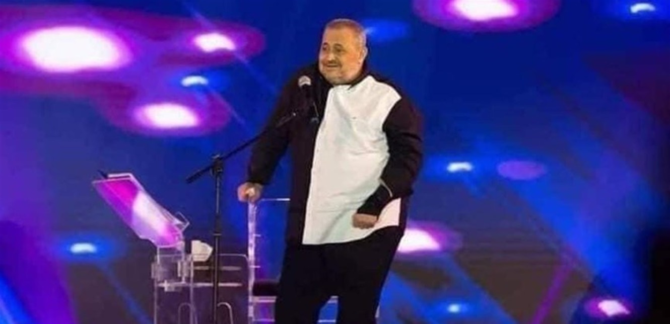 معجبة توقف حفل جورج وسوف.. اليكم ما جرى (فيديو) – بوابة مشاهير