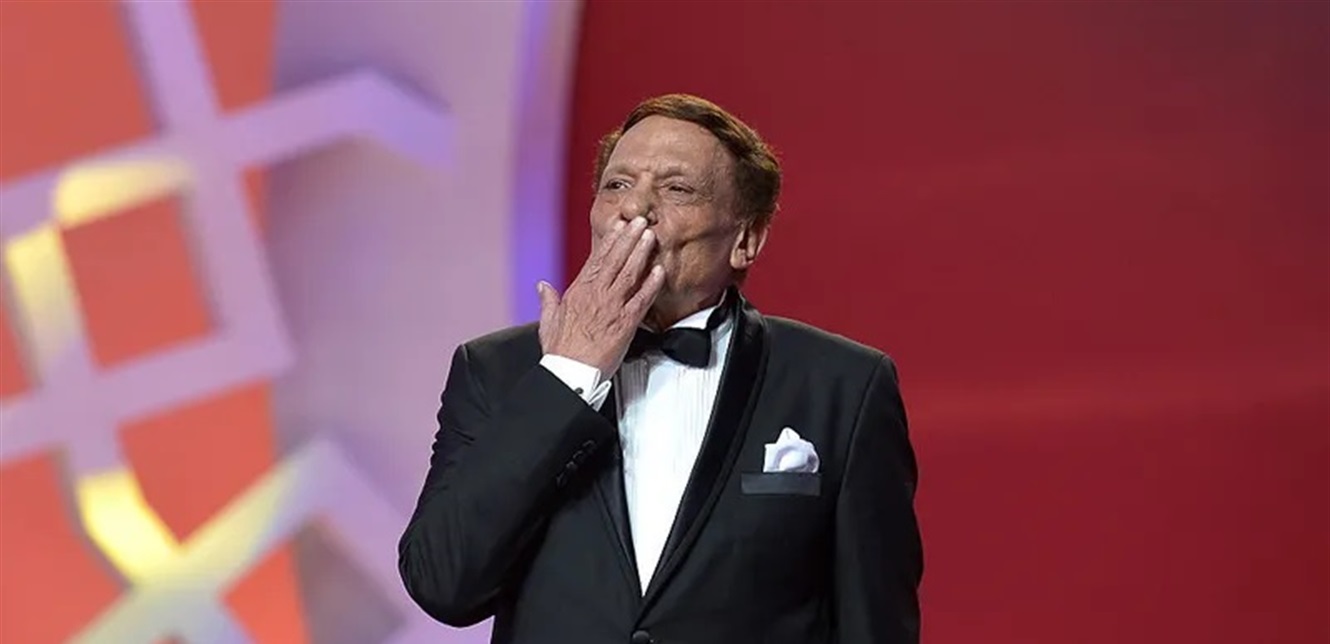 للمرة الأولى.. ابن عادل إمام يكشف تفاصيل مهمة عن حالة والده الصحية (فيديو) – بوابة مشاهير