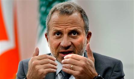 باسيل يولّعها&quot; كلن يعني كلن&quot;
