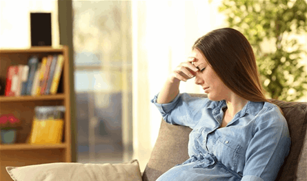 للحامل.. 8 أعراض تستدعي التوقف عن الصيام فوراً 