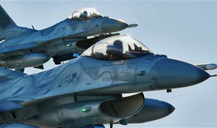 هل يمكن لطائرة F-16 أن تحدث فرقاً ضمن ساحة المعركة في أوكرانيا؟