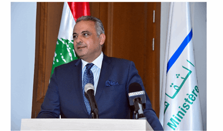 المرتضى رحب بالشاعر تميم البرغوثي في بيروت