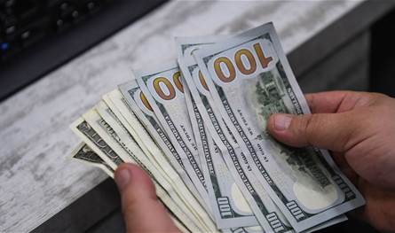 مصير الدولار بعد رحيل سلامة: تحليق أو هبوط ؟