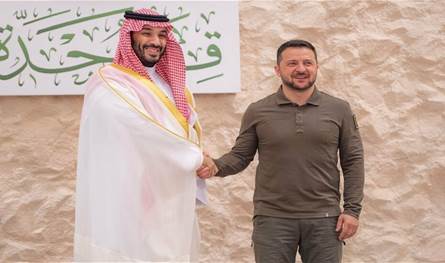 بينها السعوديّة... لماذا يسعى زيلينسكي إلى كسب ودّ هذه الدول؟