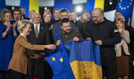 تقرير لـ&quot;Foreign Affairs&quot;: هل سيتخلى الغرب عن أوكرانيا؟