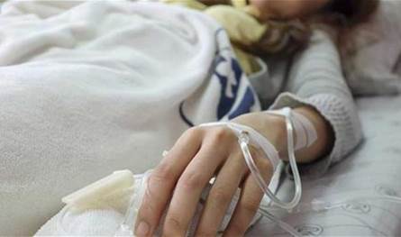 غائبة منذ فترة عن مواقع التواصل... &quot;فنانة لبنانيّة مشهورة جدّاً&quot; خضعت لعمليّة جراحيّة في أوروبا