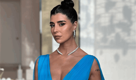 &quot;تاتو&quot; زينة مكي الجديد على جسمها يخطف الأنظار.. ما علاقته بفلسطين؟ (صورة)