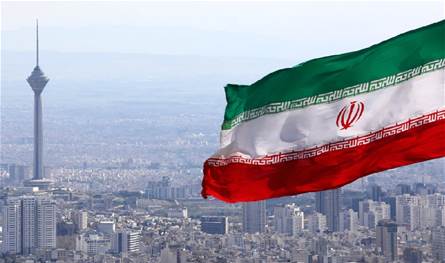 الولايات المتحدة والمملكة المتحدة تفرضان عقوبات على إيران