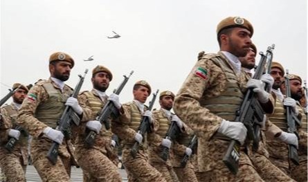 قائد الجيش الإيراني: لا نريد توسيع نطاق الحرب وسنردّ بقوة على أي اعتداء