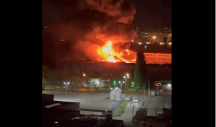 حريق كبير وإصابات.. &quot;بالستي&quot; روسي يستهدف ميناء أوديسا (فيديو وصور)