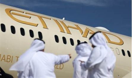 أبوظبي تتطلع لجمع مليار دولار من طرح الاتحاد للطيران