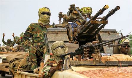 الحرب تحتدم في السودان.. واستخدام الأسلحة الثقيلة في آخر معاقل الجيش بدارفور