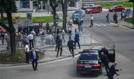 فيديو.. لقطات لمحاولة اغتيال رئيس وزراء سلوفاكيا