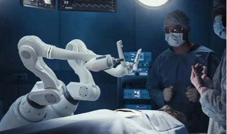 يعمل على نواة الذرة.. &quot;سوني&quot; تتوصل لاختراع روبوت خارق للعمليات الجراحية (فيديو)