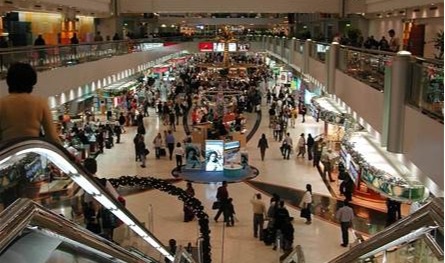   وسط الأعياد.. مطار عربيّ ينتظر 3.6 مليون زائر!