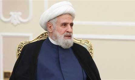 بالصور.. كنيسة لبنانية أصابها الدمار تحيي عيد الفصح!