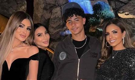 فيديو لكريستيانو جونيور رفقة فتاتين داخل سيارة فخمة يُثير الجدل.. شاهدوه