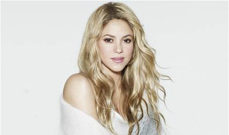 ميغان ماركل والبدلات الكلاسيكية: أناقة أنثوية بنفس ذكوري