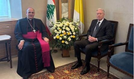 رجّي زار السفارة البابوية في حريصا معزّياً بالبابا فرنسيس: ليكن لبنان دائمًا في صلواته