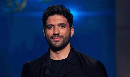 كارثة أدت لإصابة العشرات في حفل تامر حسني.. هذا ما سقط على الجمهور! (صور)