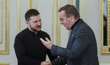  صناعة السفن في صور تكافح للصمود.. ماذا يقول روادها عنها؟