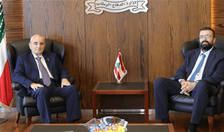 وزير الدفاع استقبل أحمد الحريري