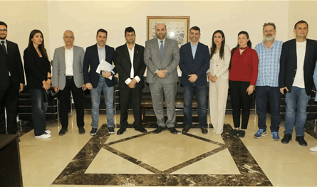 سلوم التقى وزير الصحة وطلب منه العمل على تحسين واقع الصيادلة