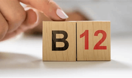 لتعزيز مستويات فيتامين B12 بشكل طبيعي… إليك 8 أطعمة يجب تناولها