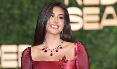 ياسمين صبري تشعل حماس متابعيها لفيلمها الجديد