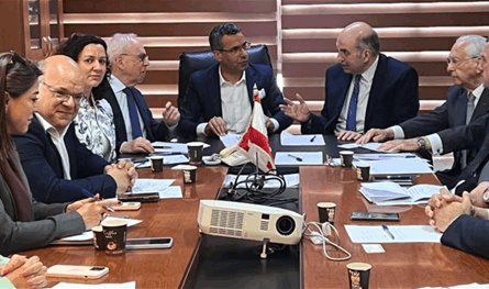 وزير الزراعة افتتح الاجتماع الأول للجنة النبيذ والعرق والمشروبات الكحولية