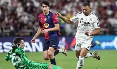 &quot;الكلاسيكو&quot; يطرق باب اللقب.. مَنْ يفتحه أولًا &quot;الريال&quot; أم &quot;البرسا&quot;؟