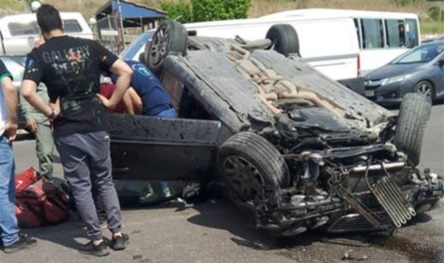 زحمة سير خانقة من الرميلة باتجاه بيروت بسبب حادث سير مروّع
