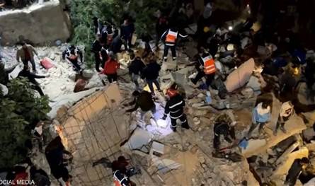 قتلى وجرحى بانهيار مبنى سكني من 4 طوابق في المغرب