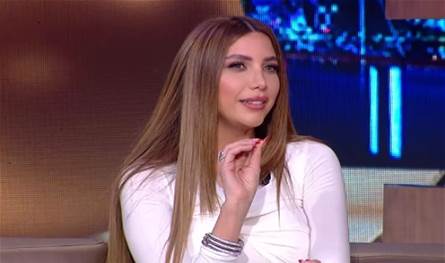أخفت علاقتها به لسنة ونصف... ماذا قالت الفنانة دانا حلبي عن زوجها الممثل المصريّ؟