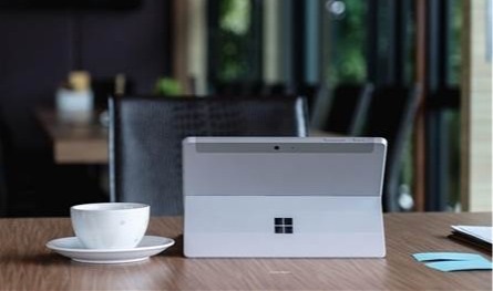 مايكروسوفت تكشف عن Surface Pro بنسخته الجديدة